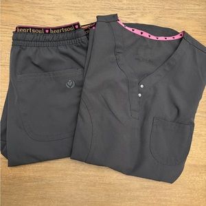 Heart Soul scrub set